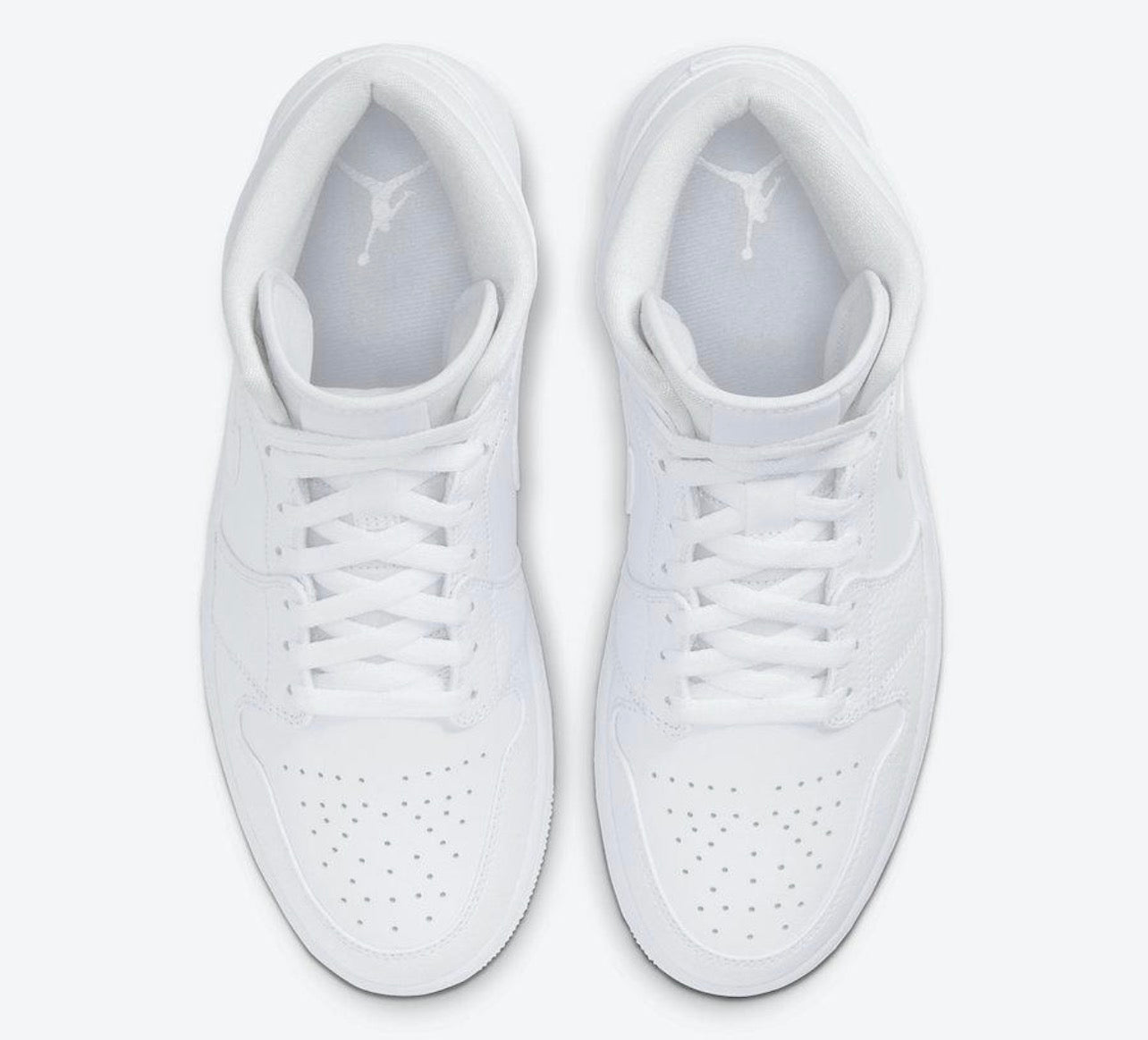 Nike Air Jordan 1 “Triple White”