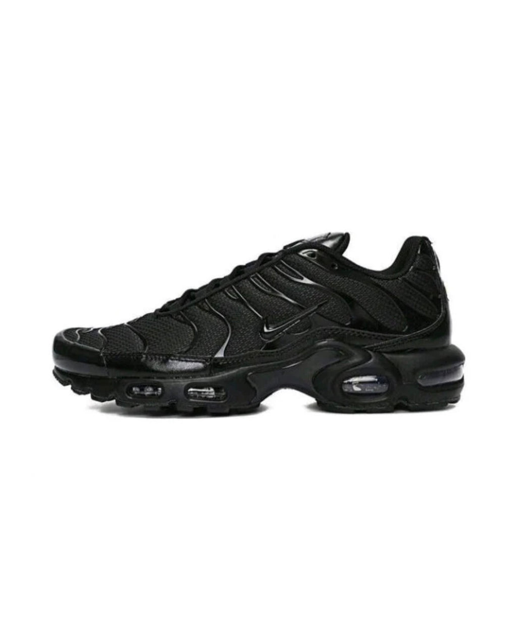 Nike Tn “Triple Black”